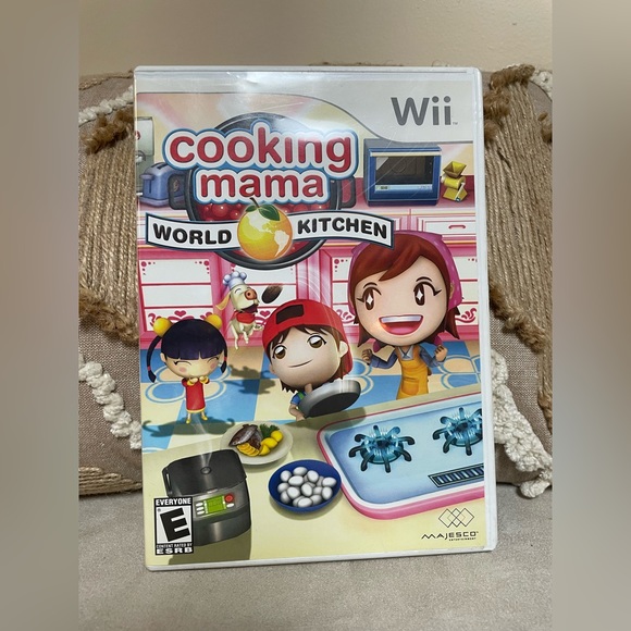 USED Wii Cooking Mama World Kitchen Video Game - Picture 1 of 3